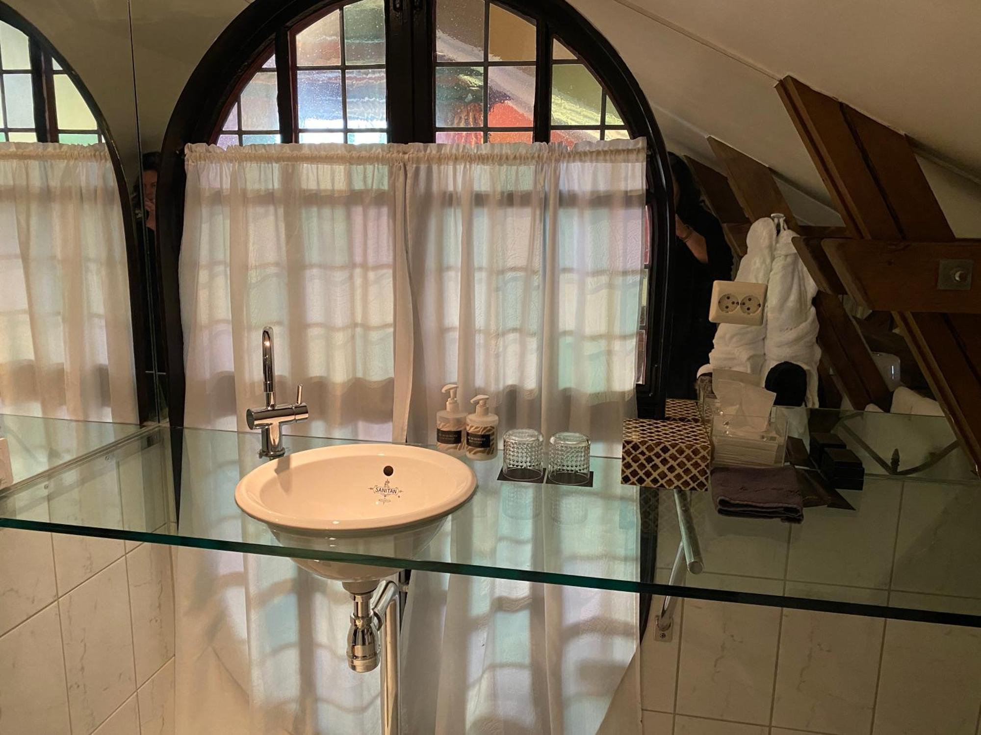 Bomans Hotell I โตรซา ภายนอก รูปภาพ