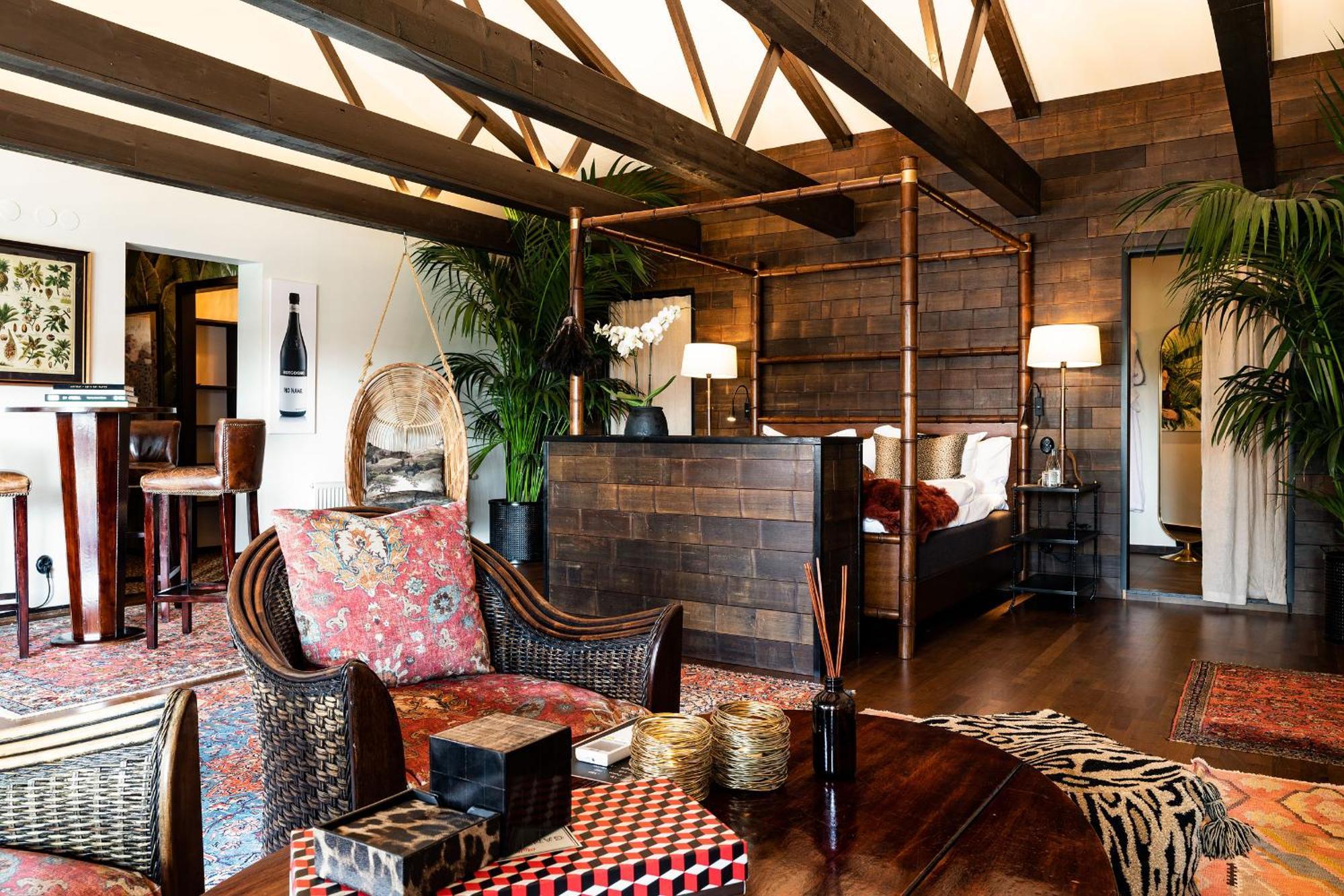 Bomans Hotell I โตรซา ภายนอก รูปภาพ