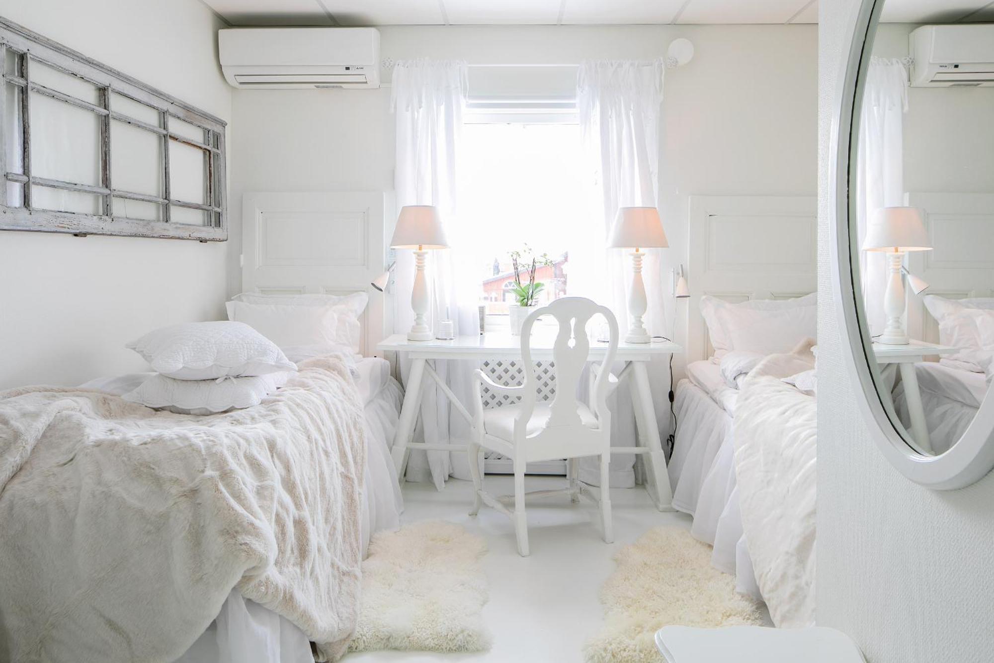 Bomans Hotell I โตรซา ภายนอก รูปภาพ
