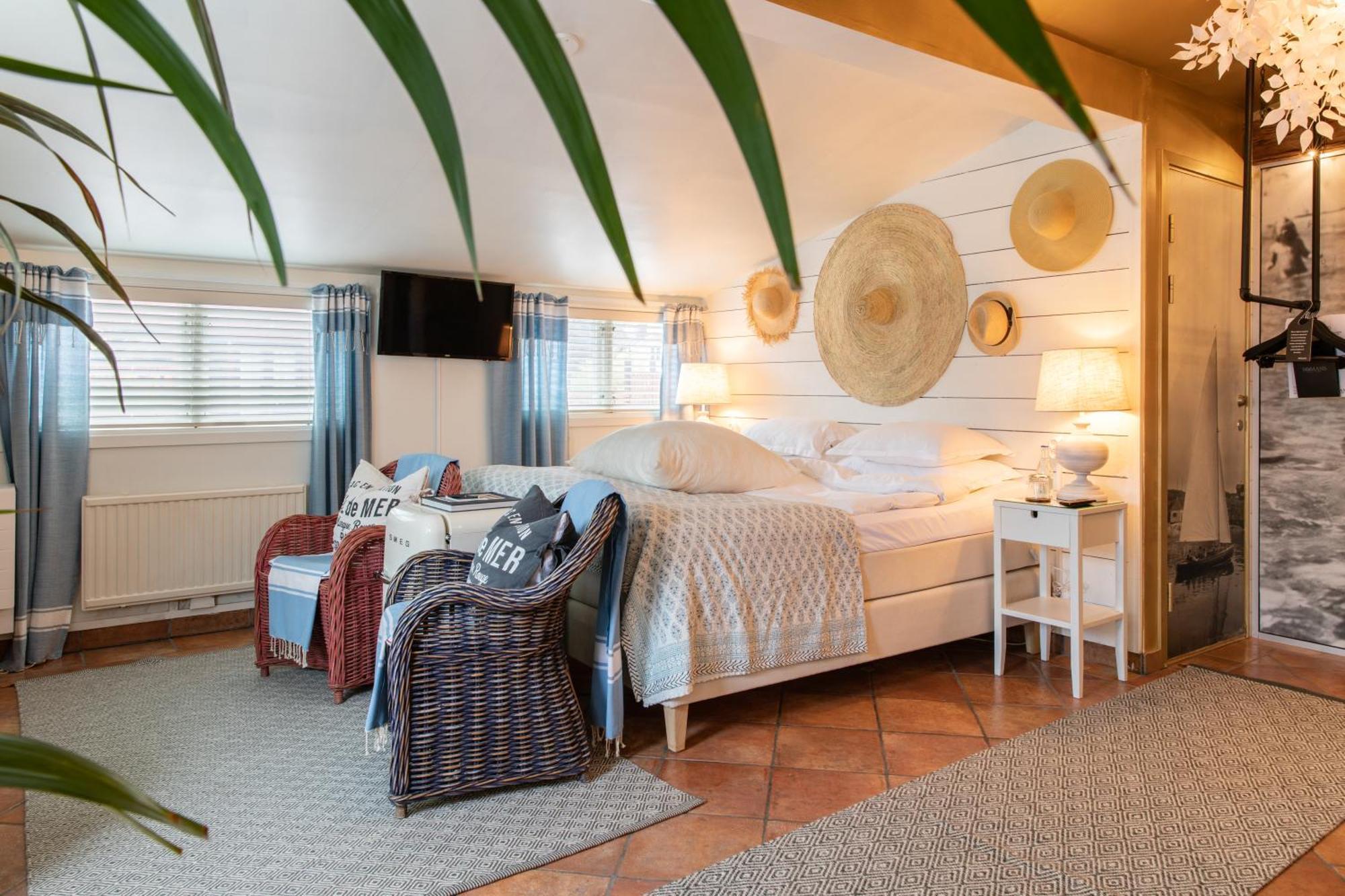 Bomans Hotell I โตรซา ภายนอก รูปภาพ